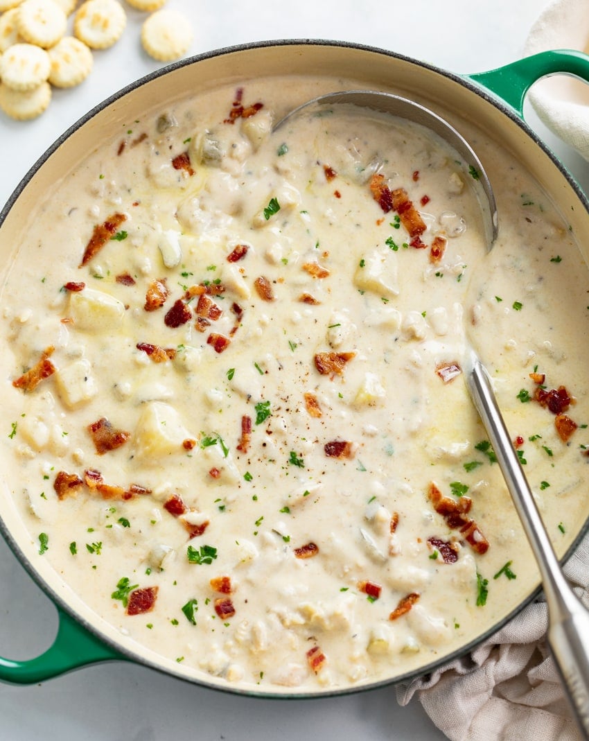 Cozy New England Clam Chowder: A Simple Recipe for Ultimate Comfort